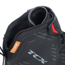 R04D WP ZAPATO MOTO IMPERMEABLE HOMBRE - NEGRO