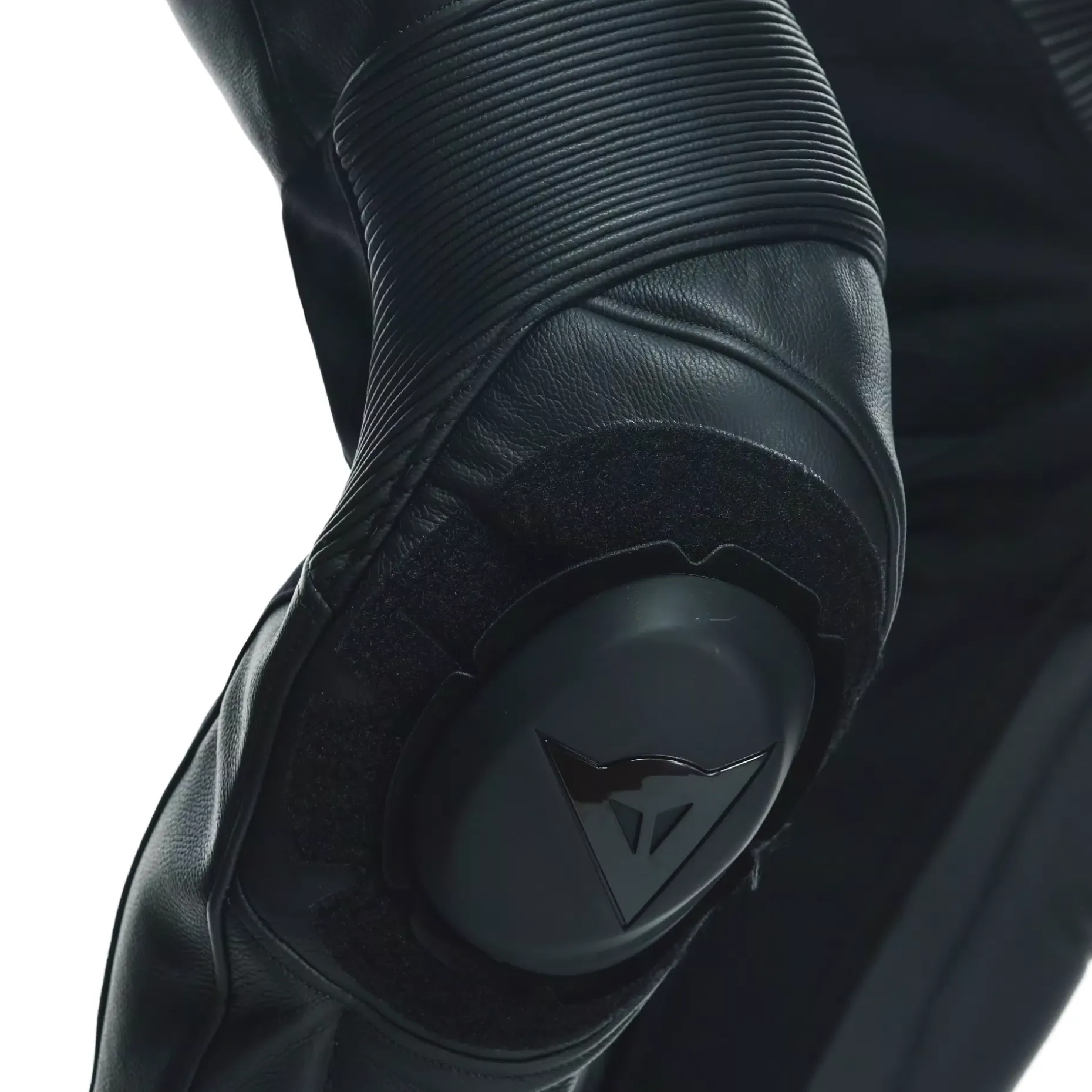 TOSA MONO DE CUERO PERFORADO 1PZ HOMBRE