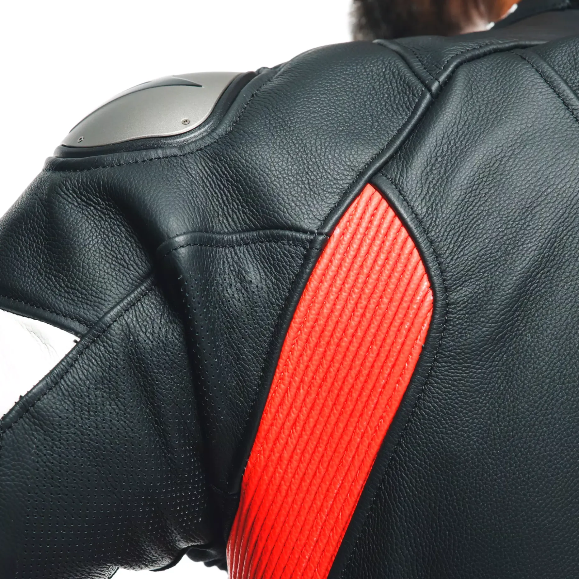 TOSA MONO DE CUERO PERFORADO 1PZ HOMBRE